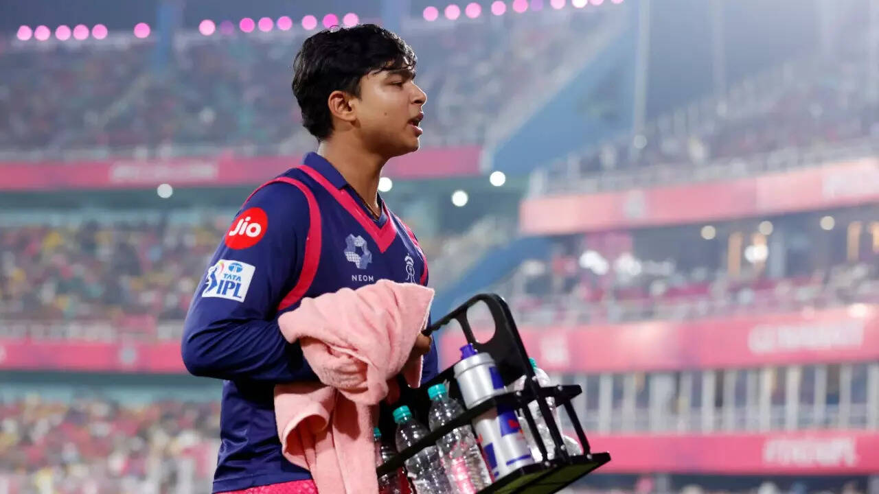 'Itne to Virat Kohli ke paas bhi nahi honge': Vaibhav Suryavanshi hilariously trolled