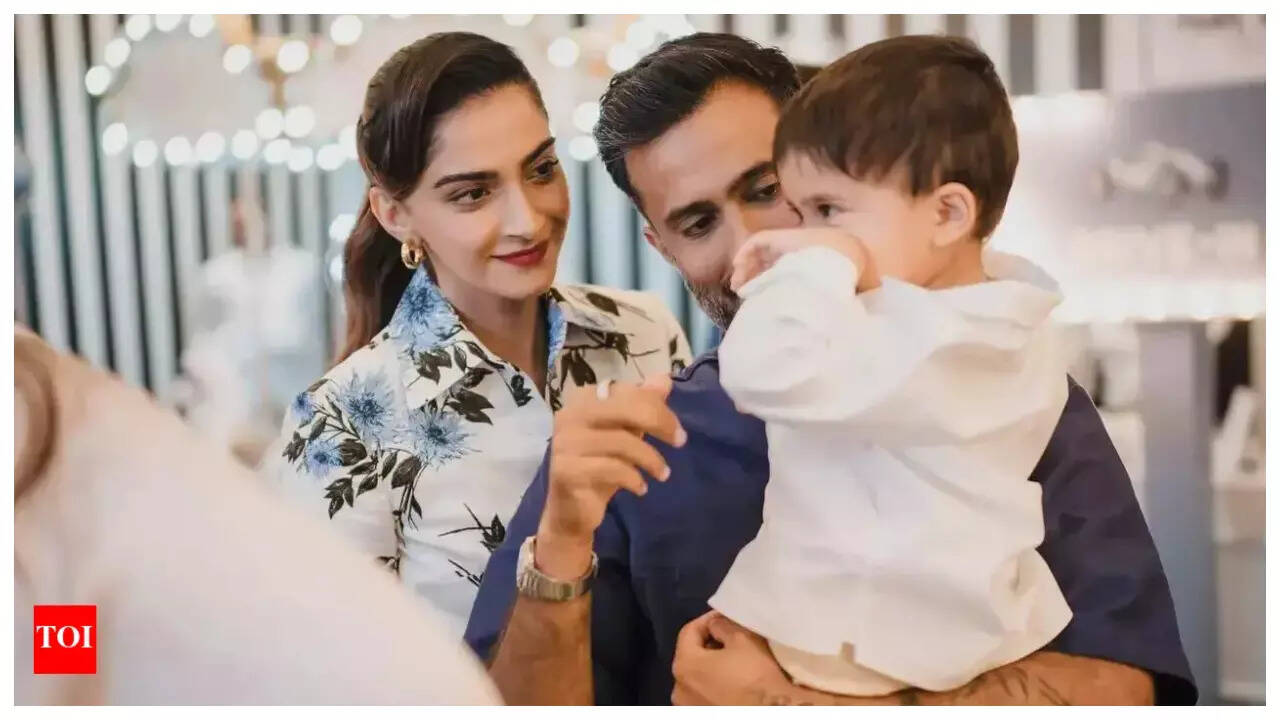 Sonam regrets not going to college like husband, Anand