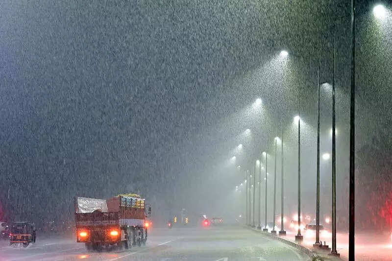 Installing LED street lights halts in Tvm KSEB division