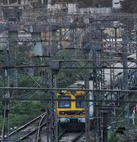 43 encroachments between Borivli & Dahisar cleared