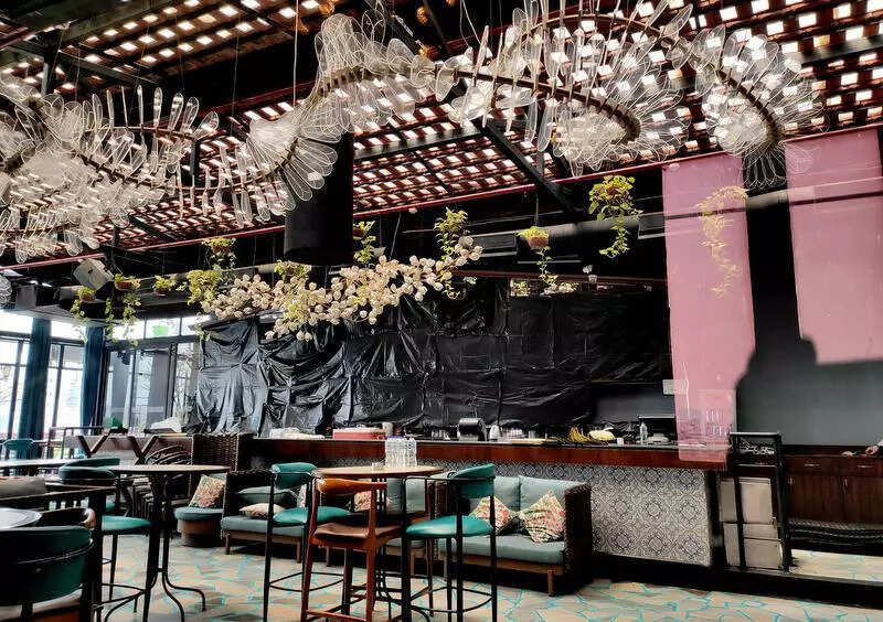 Rooftop restos to be shut down if found flouting bldg rules: KMC