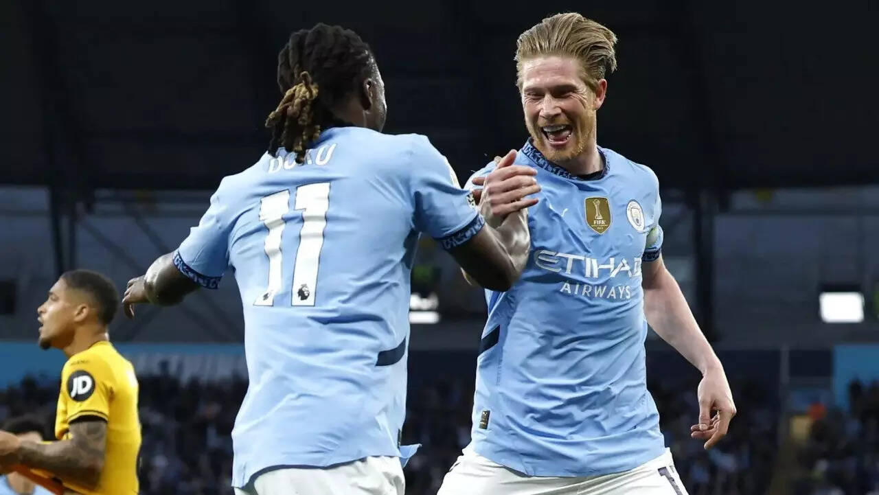 Kevin De Bruyne helps Man City edge closer to UCL qualification