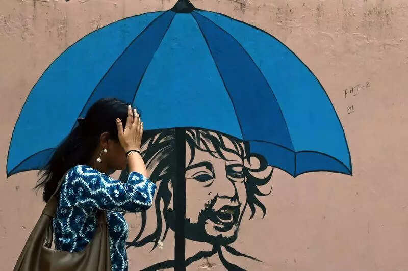 Delhi sees slight rise in mercury, more rain and winds in store