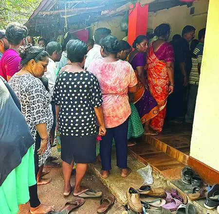 Tivim’s Kauthankars lose 2 family members at Shirgao