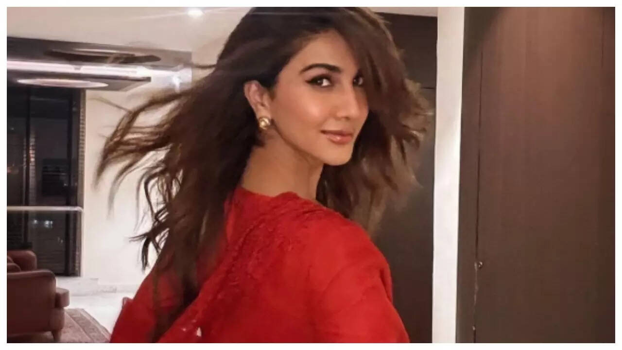 Vaani deletes all 'Abir Gulaal' posts on social media