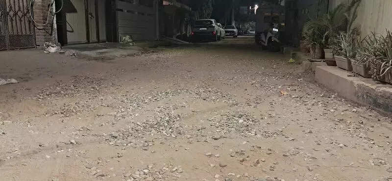 Dug up over 3 years ago, upscale Green Field still does not have internal roads