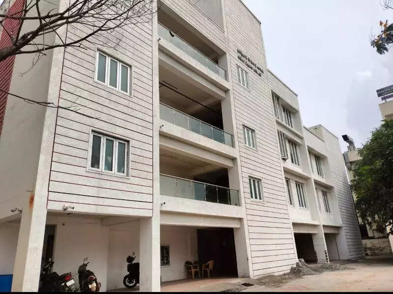 Three years on, gates still shut at 11 crore Amma wedding hall at Avadi