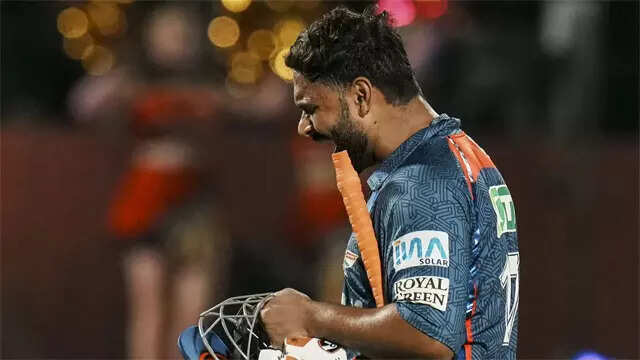 ‘Call Dhoni, watch old videos’: Sehwag’s advice to out-of-form Rishabh Pant