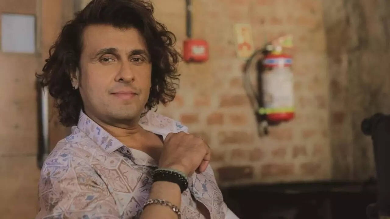 DYK Sonu Nigam was an actor before becoming a singer?