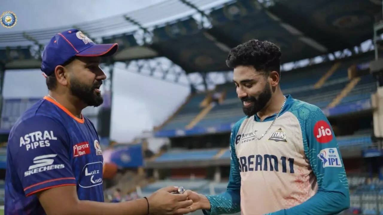 Rohit Sharma presents T20 World Cup winning ring to Mohammad Siraj