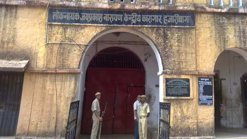 Prisoner dies by suicide