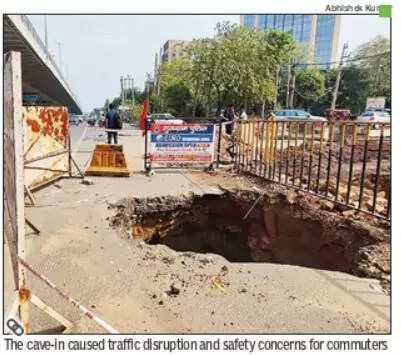 Sewer damage causes cave-in on Sohna Road, traffic diverted in Gurgaon