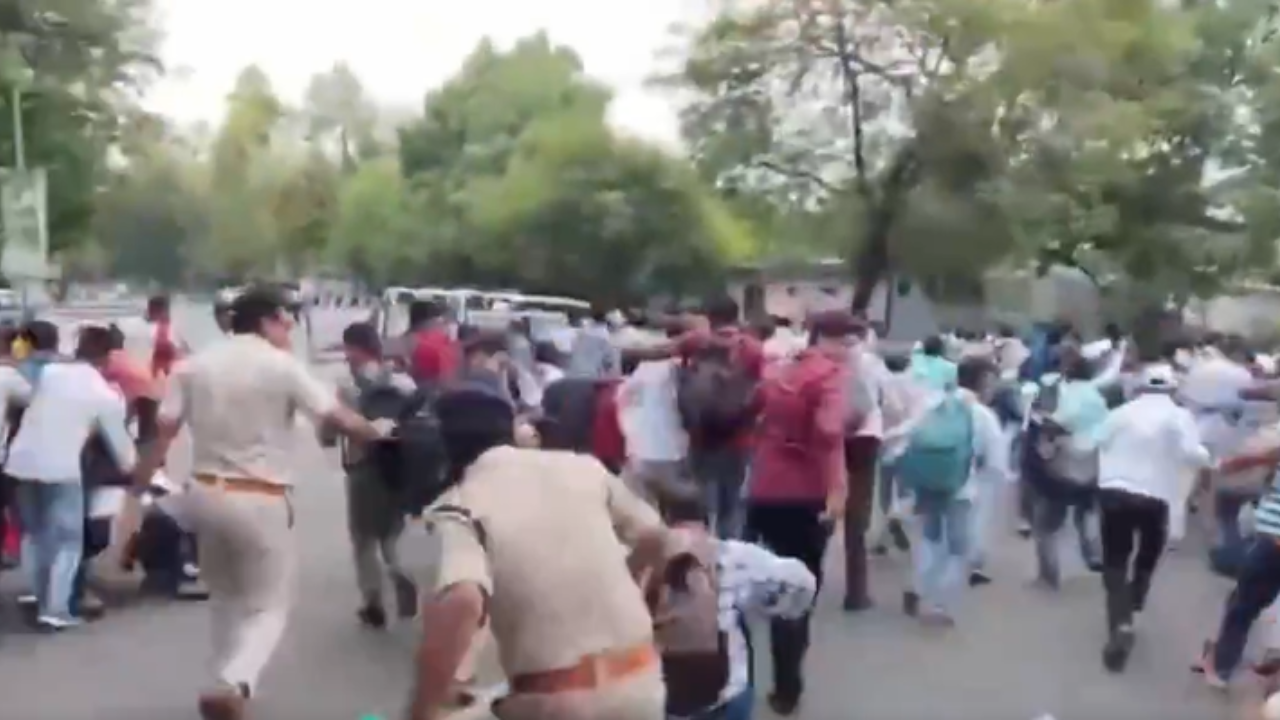 Watch: BPSC aspirants lathi-charged outside Bihar CM Nitish's home in Patna