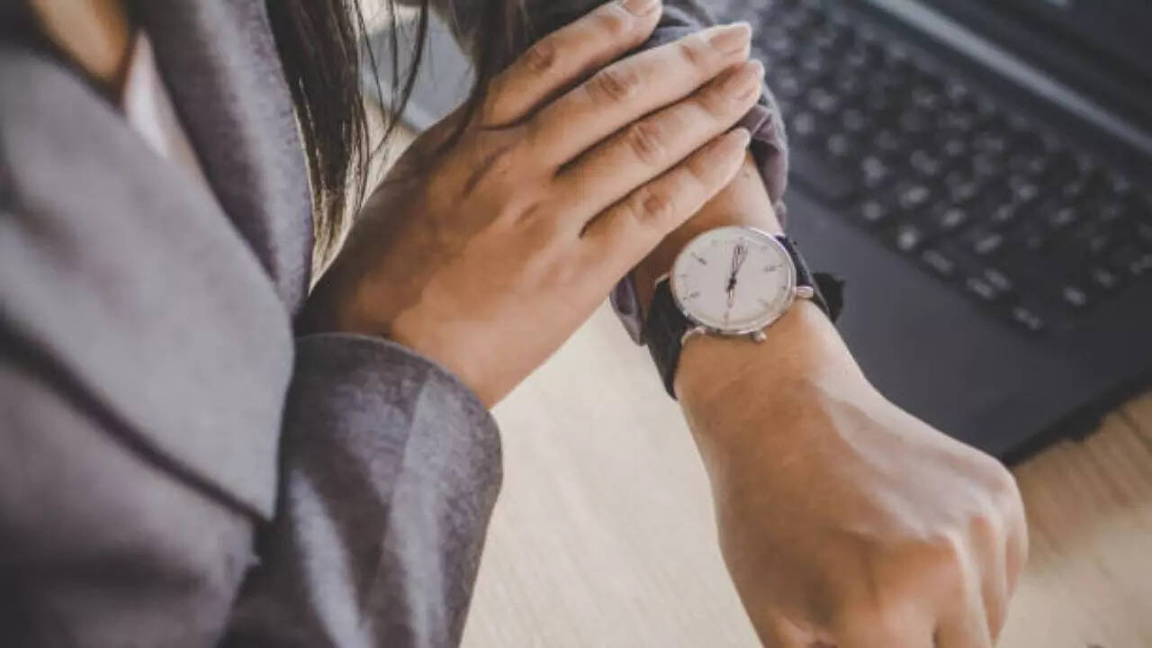 Wrist Watch Numerology: A Beginner’s Guide to the Science of Aura and Energy Alignment