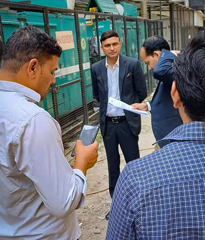 MCG fines 2 bulk waste generators Rs 25k each for flouting solid waste management rules