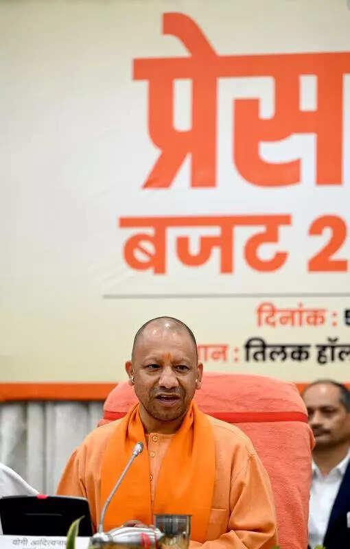 CM Fellows doingyeoman’s service