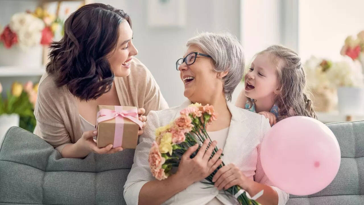 Happy Mother's Day: 100+ Wishes, Messages, Greetings, Quotes, facebook ...