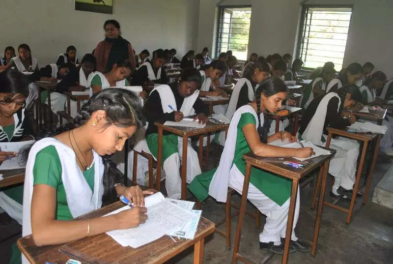 Low turnout persists for model school entrance exam