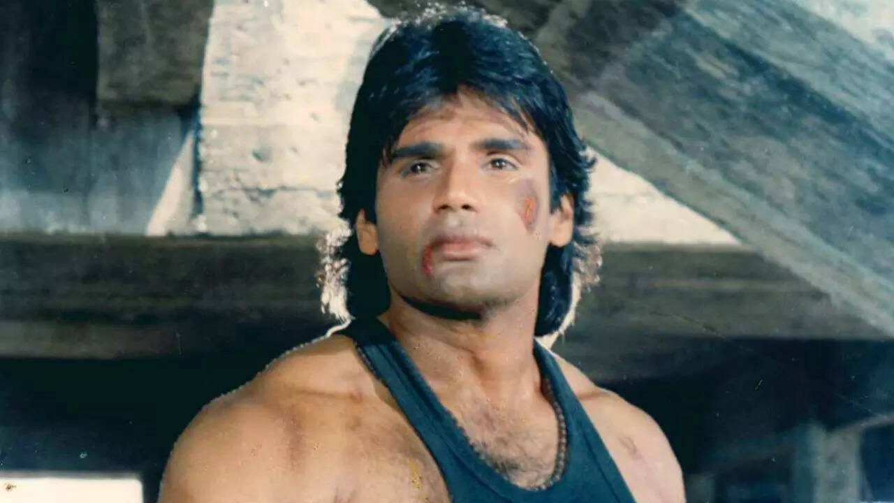 Suniel Shetty recalls film critic calling him a bad actor