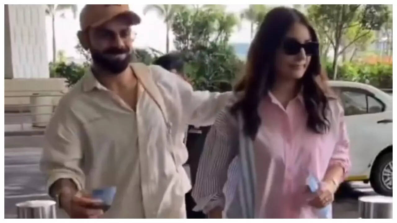 Virat-Anushka are all smiles as they make joint appearance