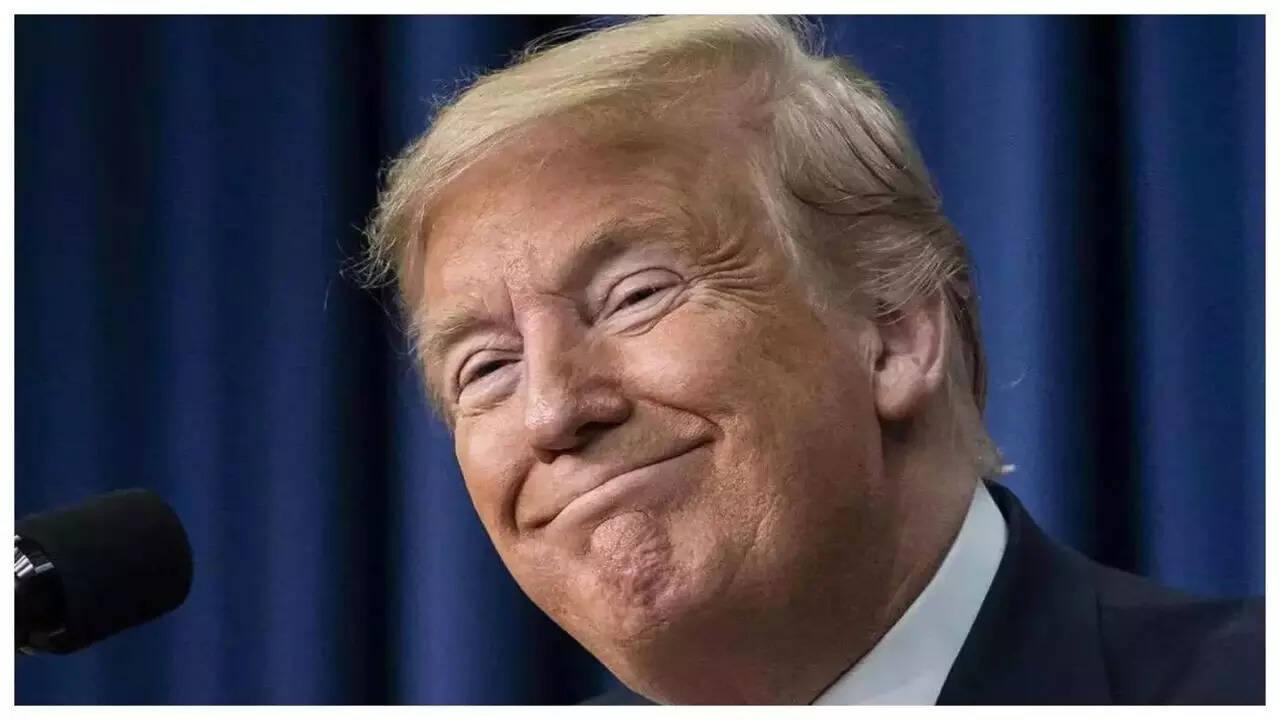 Trump says his overweight friend takes 'fat shot drug'. Internet thinks he gives a shout-out to Ozempic