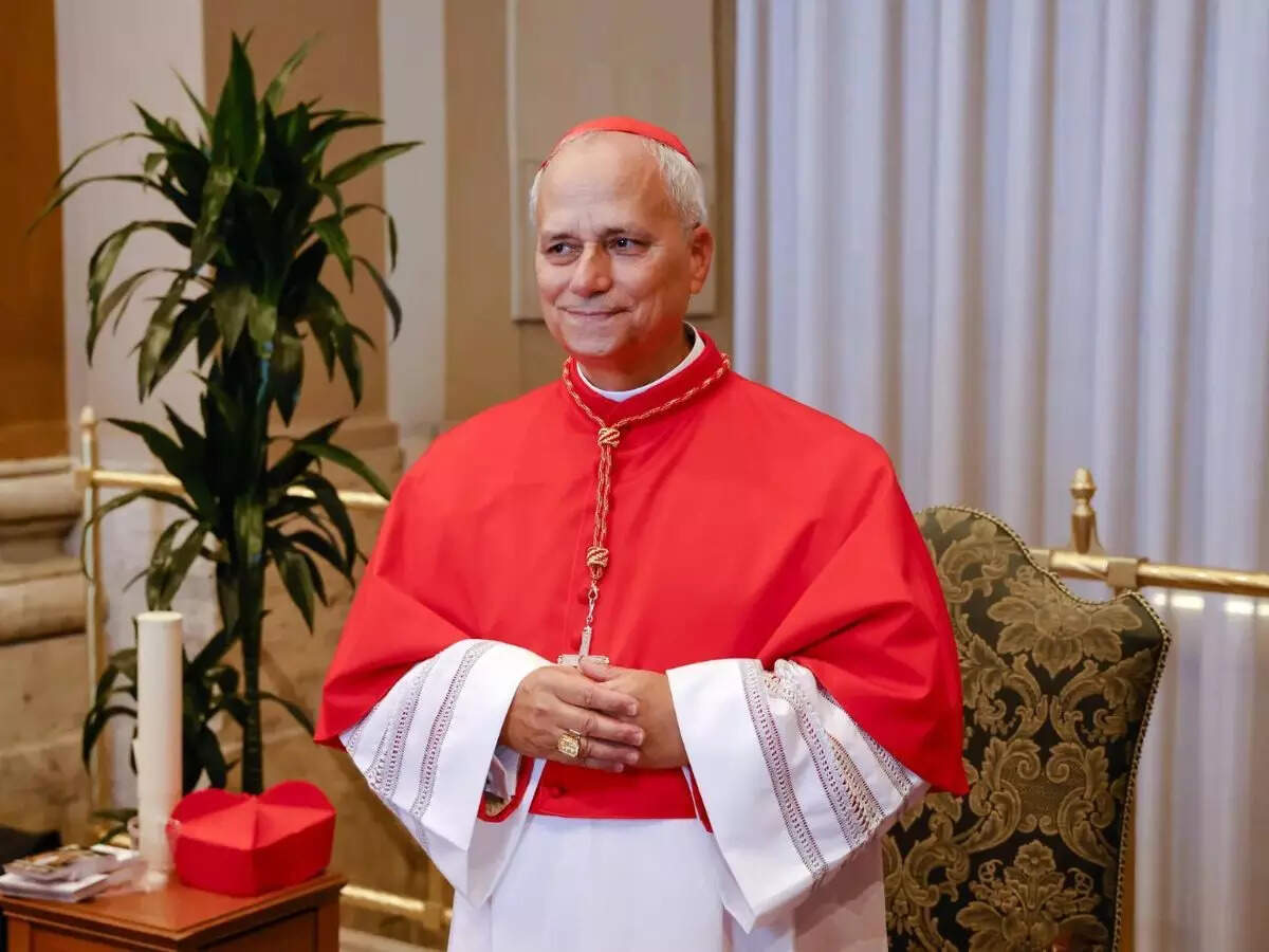 Pope Leo XIV urges release of jailed journalists as Zelensky invites to Ukraine