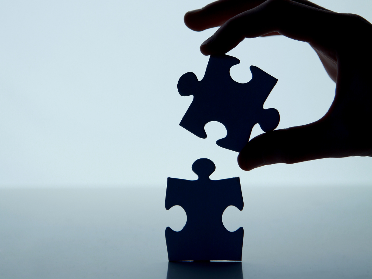 Solving puzzle