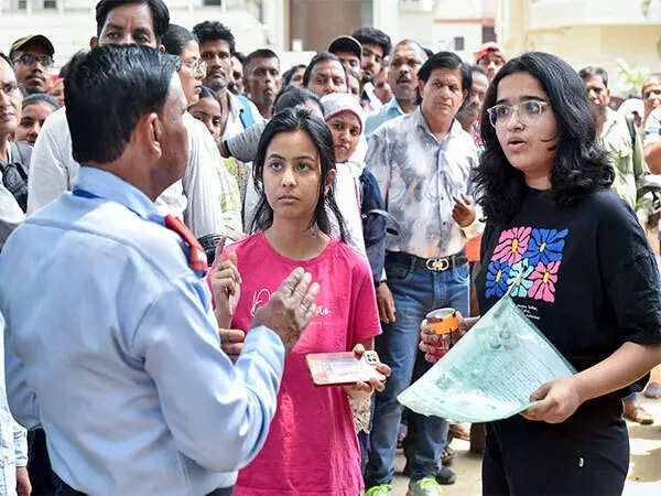 Tech glitches disrupt CUET-UG day-2 in conflict-hit J&K, Delhi
