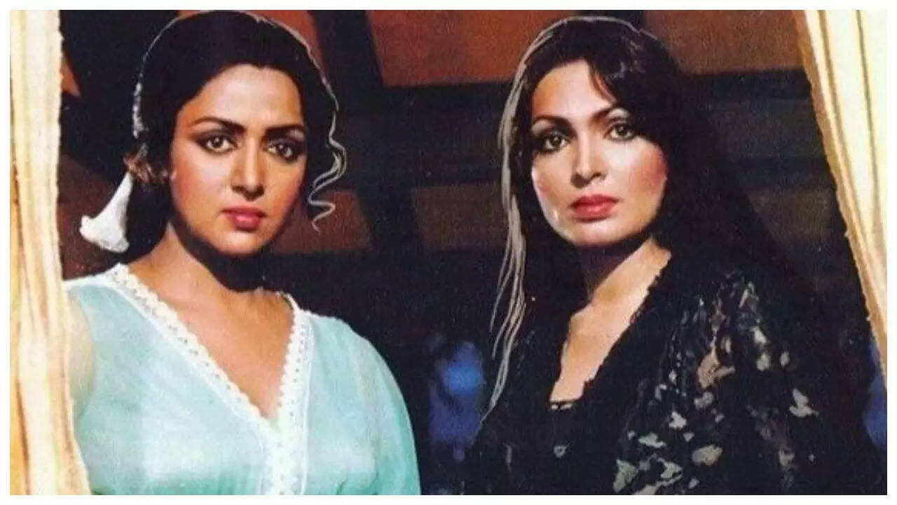 When Hema Malini bonded with Parveen Babi on Kranti set