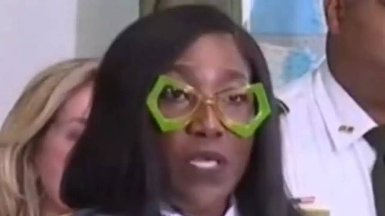 New Orleans police spokeswoman mocked for her 'ridiculous' glasses after massive jailbreak: 'Wokism at its finest'
