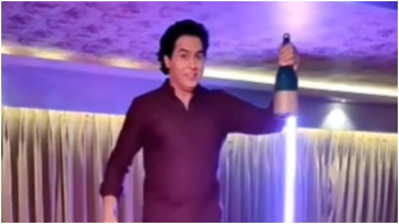Has Aman become a magician for ‘paapi pet’? Actor responds