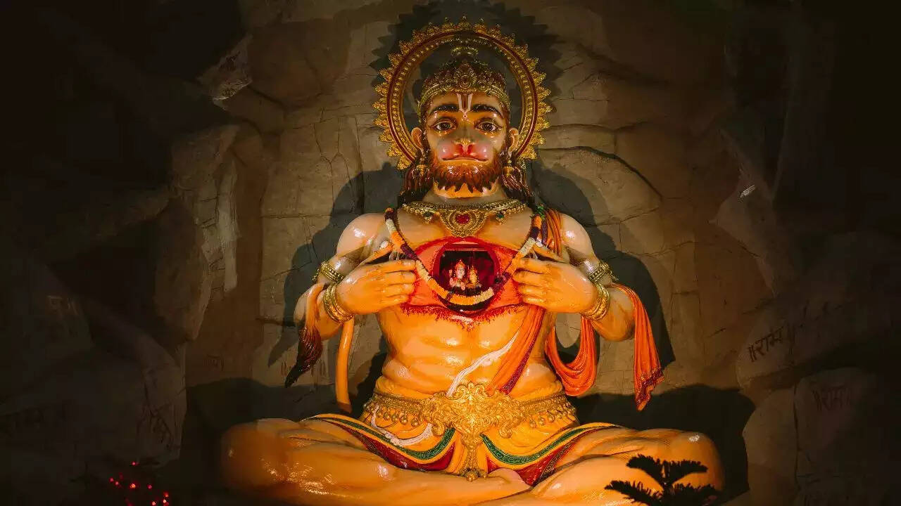 Worship Lord Hanuman to Remove Bad Effects of Shani or Saturn on Telugu Hanuman Jayanti 2025