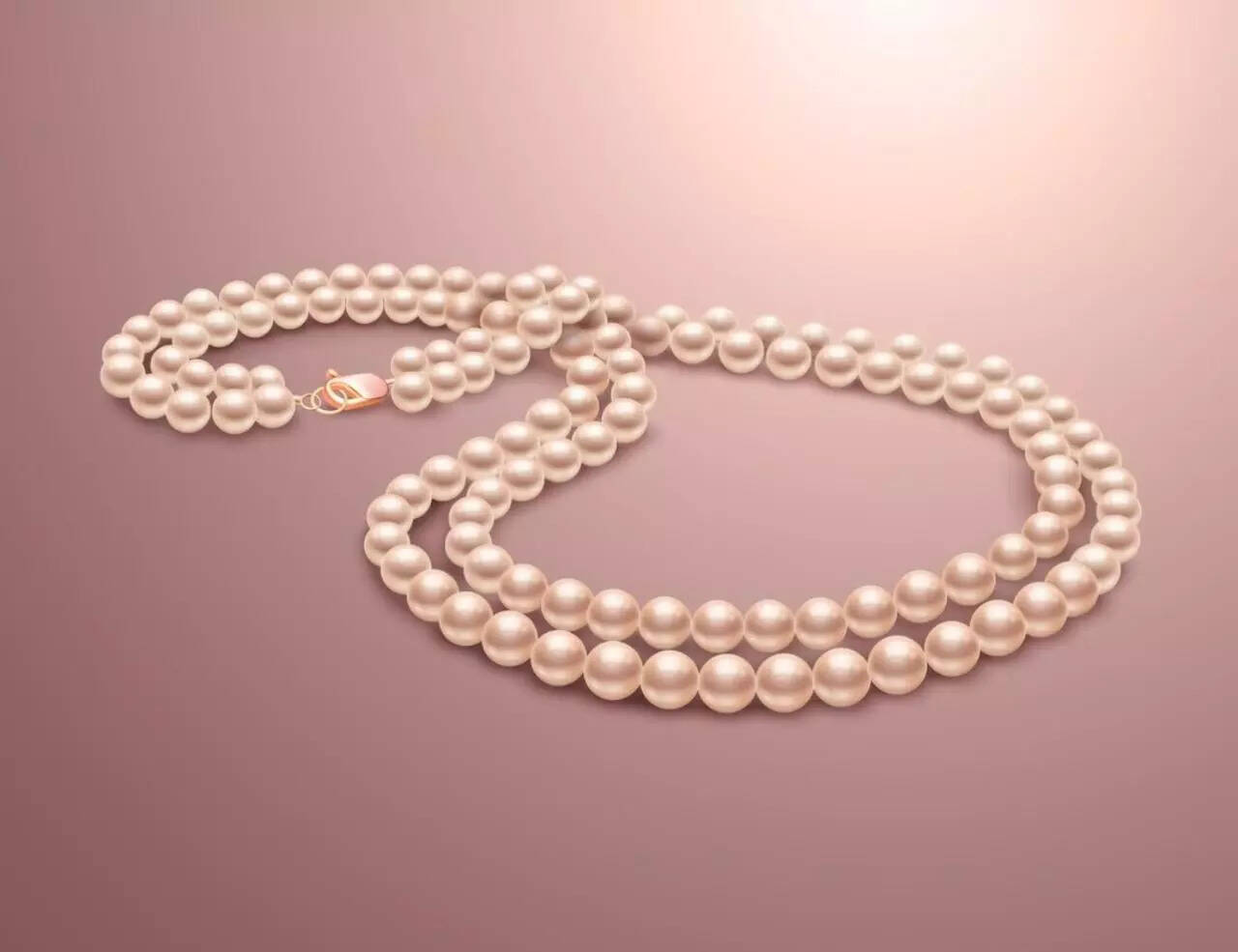 5 Types Of People Who Should Wear a Pearl Ring