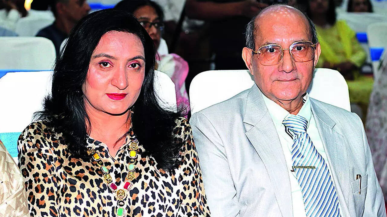 Asma Hussain and Anis Ansari