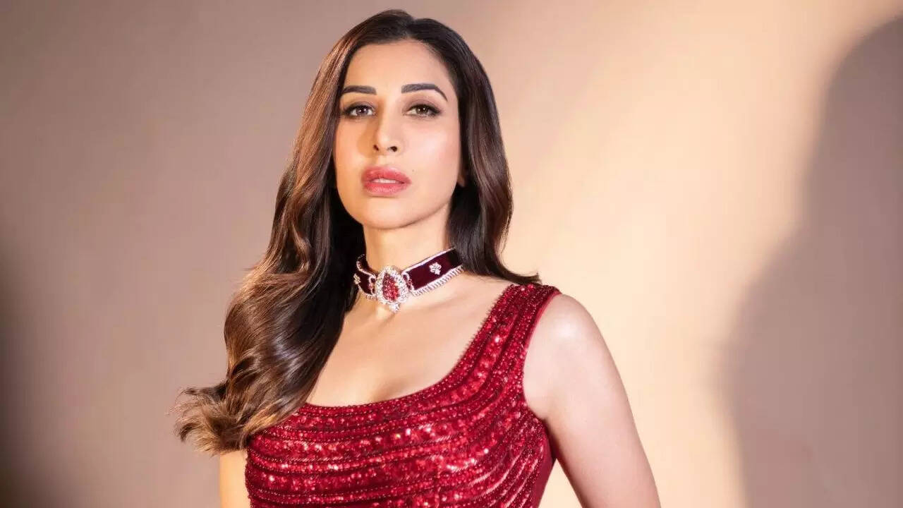 Sophie on being visibly shaken after man flashed her in Bandra