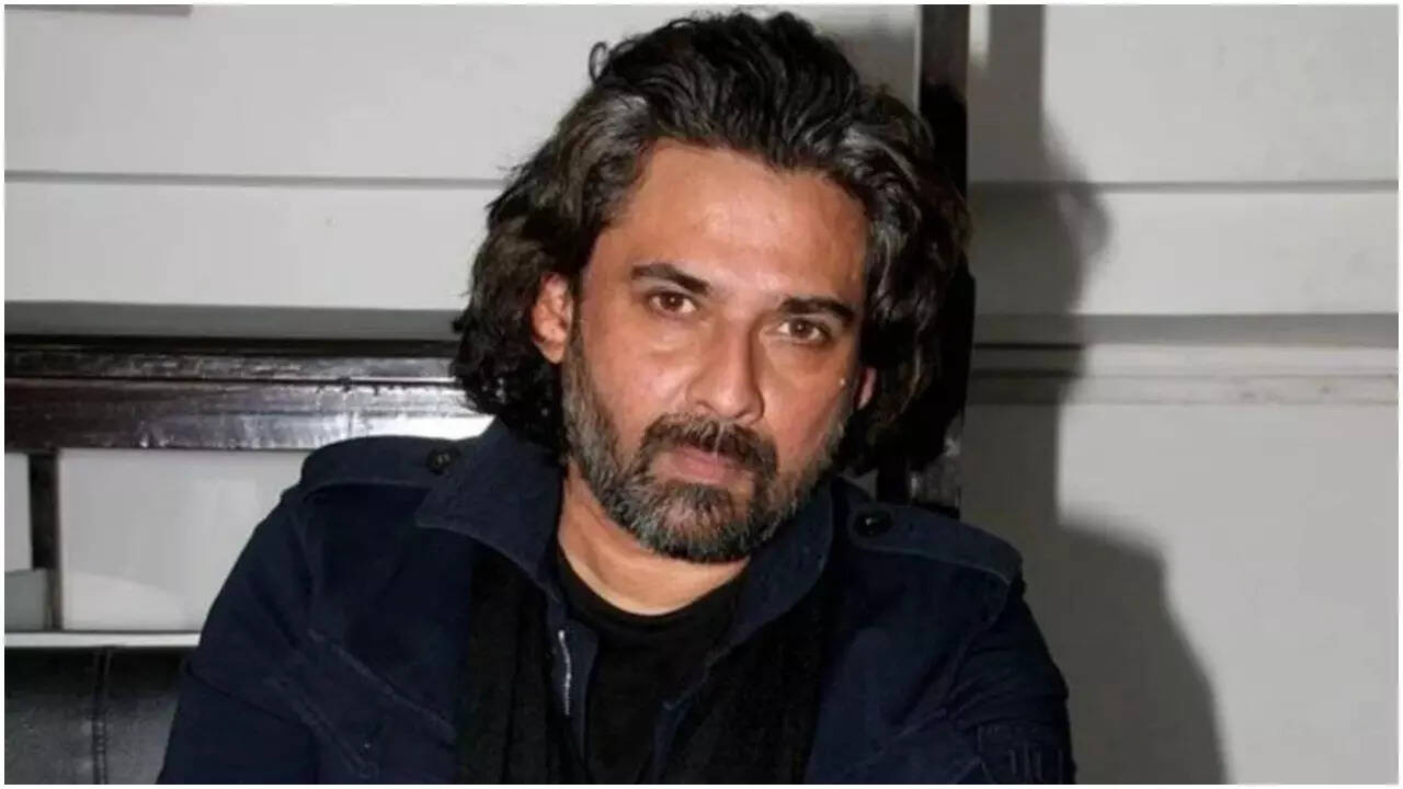 Mukul Dev was a trained pilot and aviation trainer