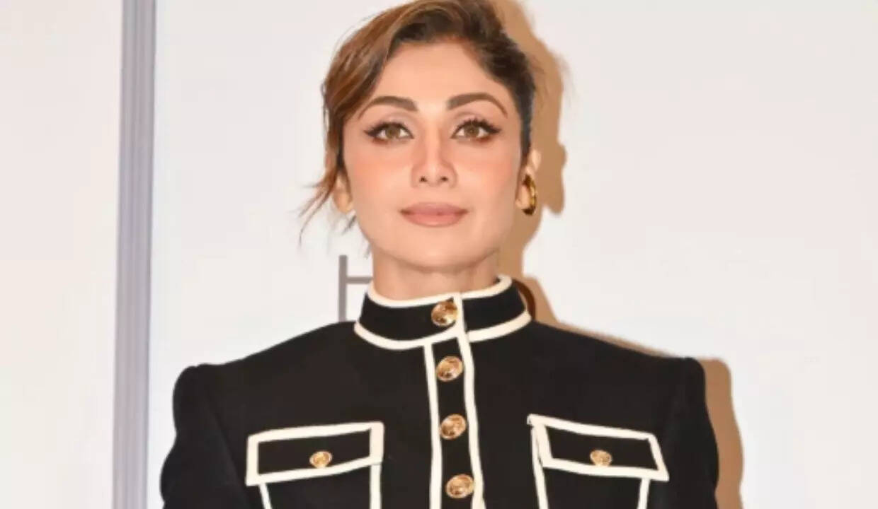 Shilpa gives off major boss-lady vibes at a Mumbai event