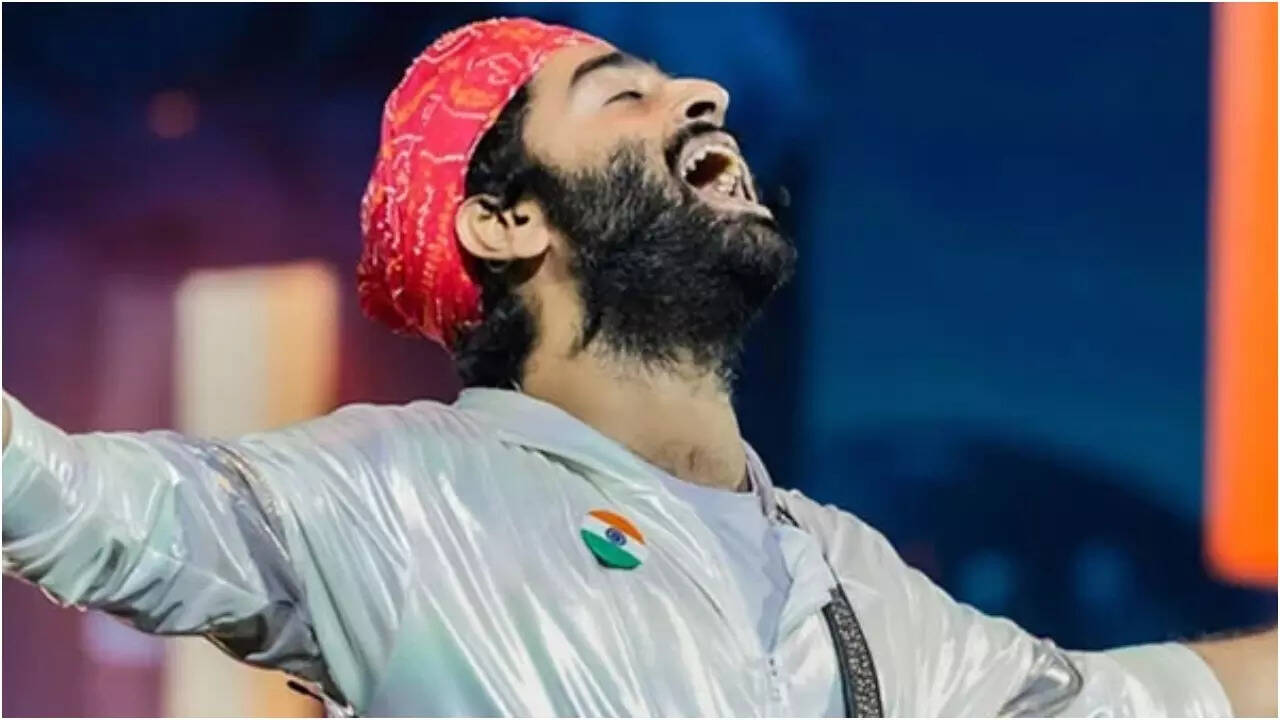 Arijit Singh makes history: First Indian artist to headline UK stadium