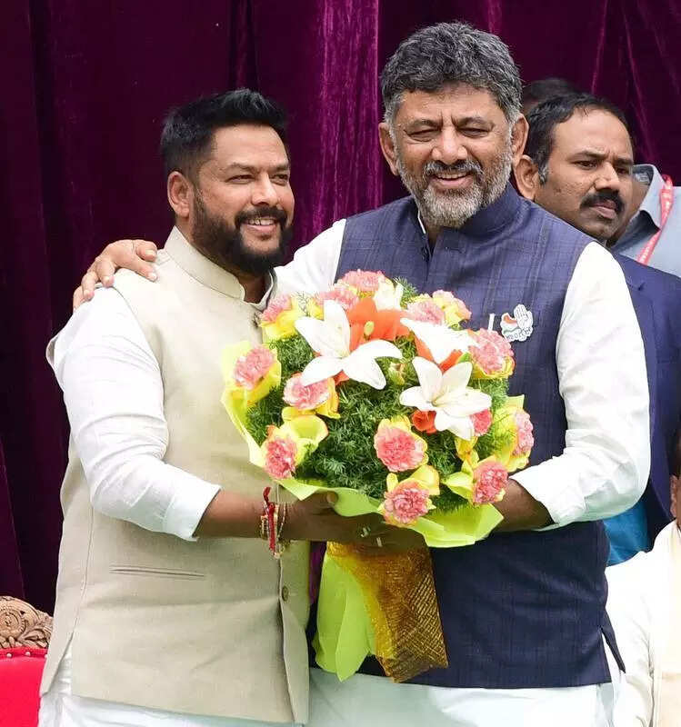 Siddaramaiah faces heat from aspirants as talk of cabinet reshuffle gains steam