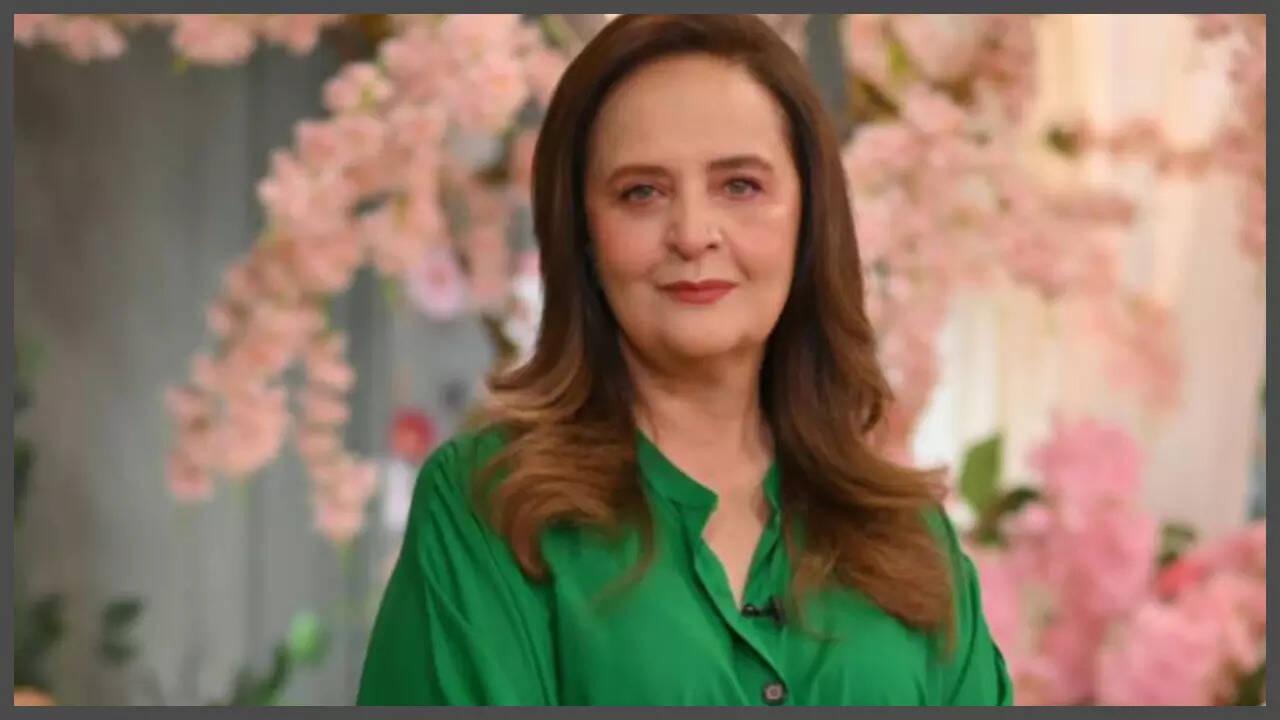 Pak actress questions Sharif Govt on Nuclear Test anniversary