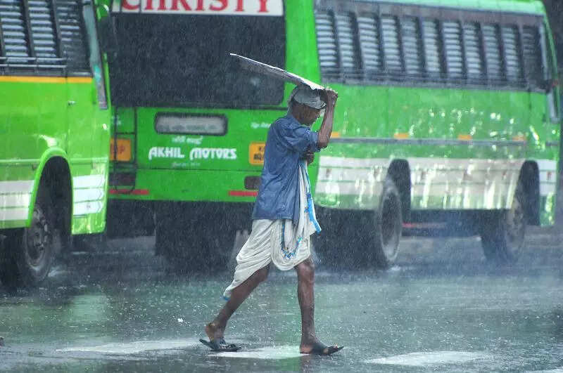 IMD issues orange alert in Thiruvananthapuram