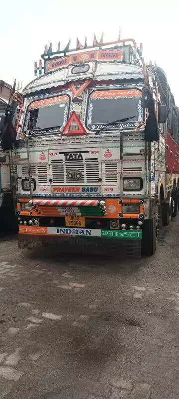 Truck ferrying illegal mica seized in H’bag