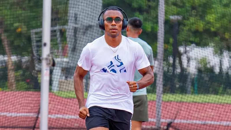 Animesh qualifies as second fastest for 200m final