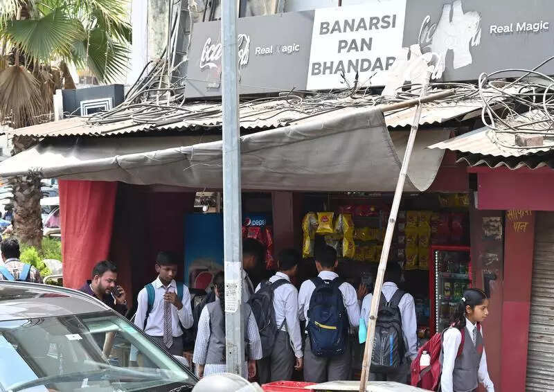 Parents urge govt to remove tobacco shops from near schools