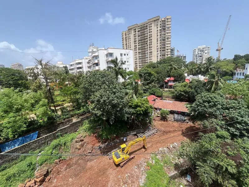 Concern over work at min’s SoBo home as retaining wall damaged