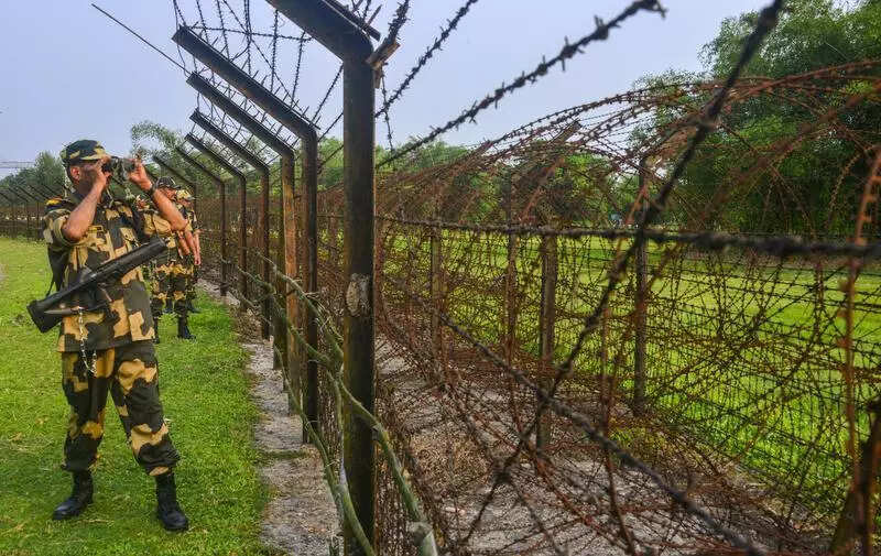 Malda woman in B’desh to meet lover held by border guards