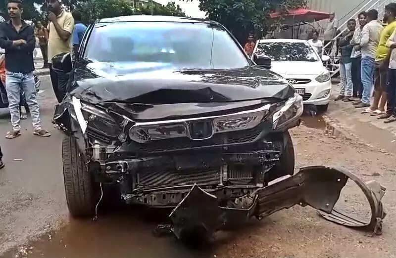 Drunk teen ignored pleas to slow down before Delhi's Janakpuri crash that killed two, injured three