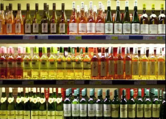 Liquor shops in limbo as excise distance norms spark location crisis