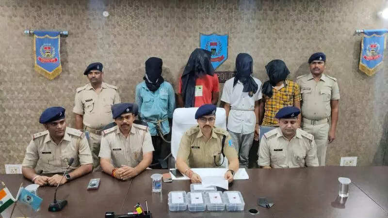 Kolkata-based shoe trader robbed in Bokaro