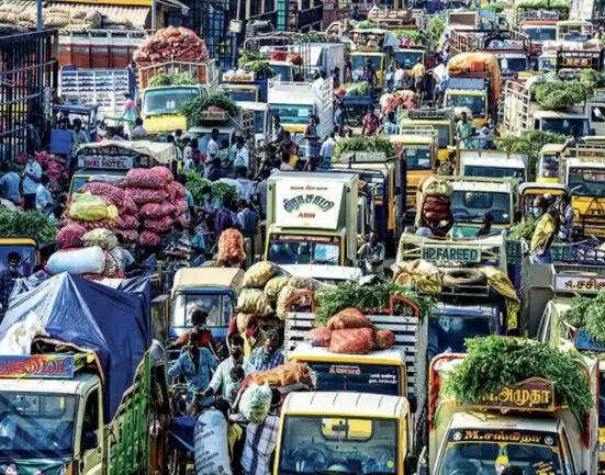 Illegal vendors: Traders at Koyambedu market hit